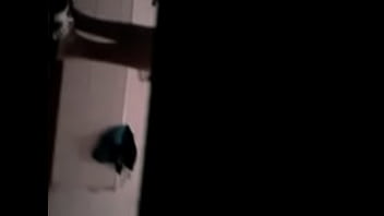 Preview 1 of Stepmom Traps You - Meu Primo fazendo a barba
