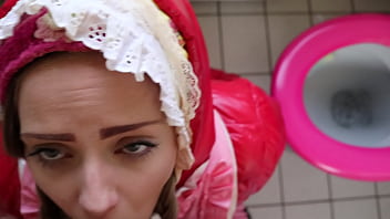 Preview 1 of Sexvedio Tagalog - zofe in Plastiksachen lutscht Penis