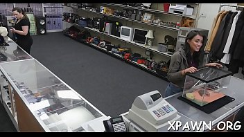 Preview 2 of Removed Pant - Cutie makes some specie by having sex in shop this day