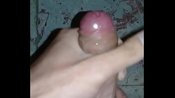 Preview 4 of Small Tits 44 - Masturbaci&oacute_n nocturna 2