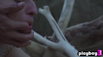 Preview 4 of Xxxnvido Ply - Weird crazy teen enyojed in a hot outdoor sex at a coast