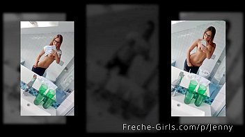 Preview 4 of Weak Xxx - Wunderbare feuchte rosa schlitz der Teen-pussy wartet weit ge&ouml_ffnet von gro&szlig_em dick gev&ouml_gelt zu werden