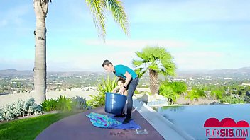 Preview 3 of Pink Teen - Isabella Nice In Tiny Teen Fucks In A Bucket