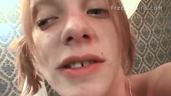 Preview 4 of Nicola Spears Sleeping Teen - gro&szlig_er spermamund f&uuml_r feine Junges Ding die in jeder positionen schwergeflankt wird &amp_ ficken geniesst