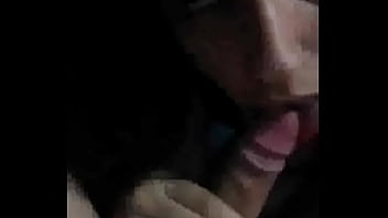Preview 3 of Full Asian Vs Barat - Amiga me chupa enquanto assisto filme