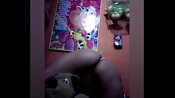 Preview 1 of Hot Blonde Mom And Son On Bed - Espiando a m&iacute_ prima