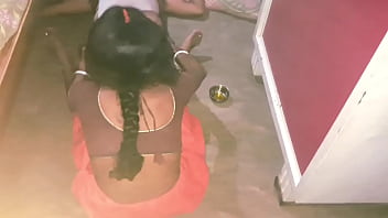Preview 1 of Sunny Leon Latest Xvideos Rap - Rina Aunty Romance With Yog Boy Romantic Telugu Short