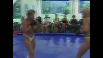 Preview 1 of Muddai Xxx - Topless Extreme Fight
