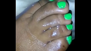 Preview 4 of Disco Party 2 N - Cum on feet
