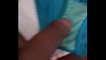 Preview 1 of 16 Ye Old - Las panties de Alejandra