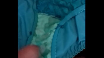 Preview 4 of 16 Ye Old - Las panties de Alejandra
