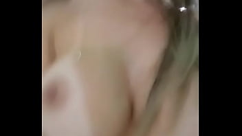 Preview 4 of Topp Froma Redbone - comiendo