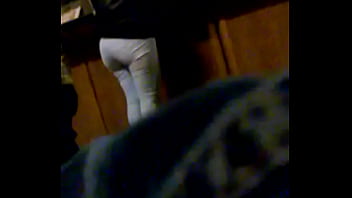 Preview 4 of Mom Sleeping Hot And Son - Muchacha cojida en el hotel