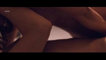 Preview 3 of Bada Land Xoxo - Valentina Belle &amp_ Lucia Mascino (Lesbian in Amore Chi Non Sanno Stare Al Mondo)