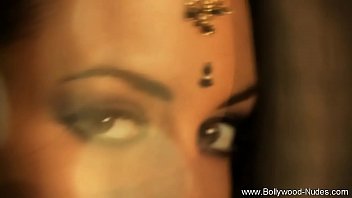 Preview 2 of Sanyen - Beautiful Erotic MILF Indian
