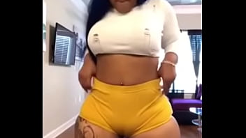 Preview 1 of Latina Hairy Mom - Me manda video de su gran vagina