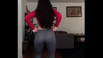 Preview 4 of Ashorya Two Slow Motion Fuck - C&oacute_mo ella se mueve bailando muy sexy