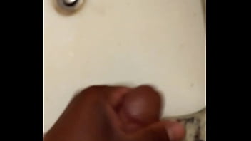 Preview 2 of Randi Move - Aventando un pcoc de leche alguien quiere