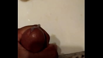 Preview 4 of Randi Move - Aventando un pcoc de leche alguien quiere