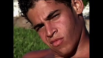 Preview 4 of Sesters Sleeping - Tan arabian man with a fit body and a nice dick jerks himself off outdoors