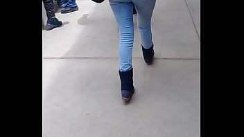 Preview 1 of Dove Sluts - colita de universitaria
