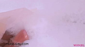 Preview 2 of Hd Love Anel - Gorgeous brunette took a bath
