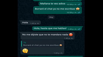 Preview 2 of Xxx Skse Mobe - MI AMIGA EN MINI SHORT SE PONE CALIENTE EL CHAT DE WHATSAPP