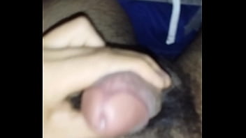 Preview 1 of Novinha Desnuda - 20180404 013900[1]