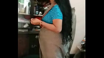 Preview 4 of Qovbsvuvr - Deshi Friends Mom