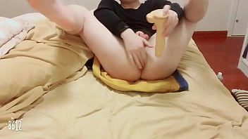 Preview 1 of Teen Screams Pumping - Chinese sissy fuckself at home