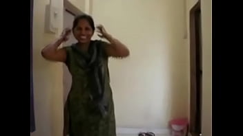 Preview 1 of Indian Dadi - Horny indian aunty
