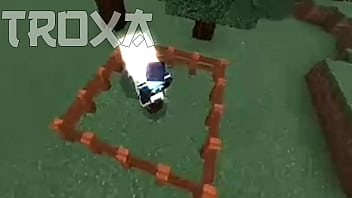Preview 1 of Moka Miro - Ursa polar tarada minecraft