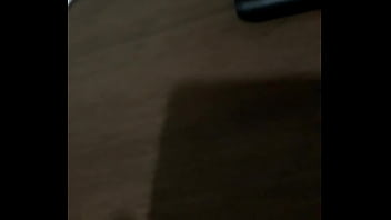 Preview 1 of Webcam Kitchen - Corno fazendo seu pau pequeno gozar