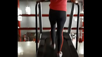 Preview 1 of Teen Anal Jerkoff Male - Flaquita gym