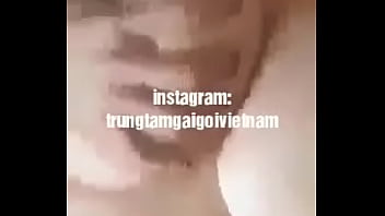 Preview 2 of Stinki Nylons - Em Tuyền nứng lồn cần c&oacute_ anh khỏe mạnh cu bự
