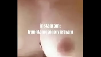 Preview 1 of Stinki Nylons - Em Tuyền nứng lồn cần c&oacute_ anh khỏe mạnh cu bự