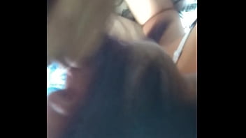 Preview 4 of Tube Porn Hj Maid - Me la chupa despues de plancharse el pelo