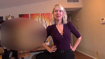 Preview 1 of Vergen Hurry Pussy Sleep - Mature gives me oral