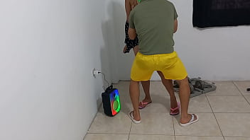 Preview 1 of Xvdoie Sonare - me follo a mi madrastra mientras me visitaba en el gimnacio