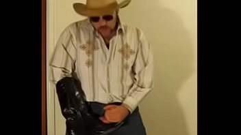 Preview 3 of First Time Girls Sleeping Xxx - Cowboy gozando