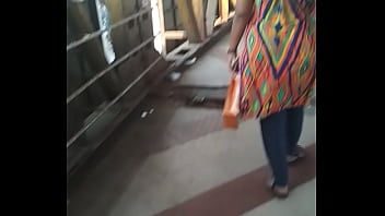 Preview 1 of Arab With Headscarf Sex - Big Indian aunty ass walking