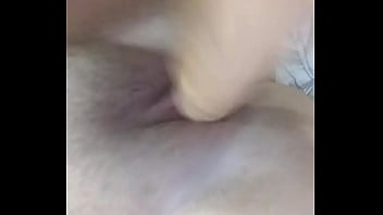 Preview 3 of China Evelyn Lin - Putinha brincando com seu pau de b. bem gostoso snap: aalexbb2