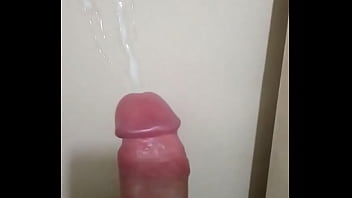 Preview 4 of Xxxii Mom Young Boy Video S - Tirando poco de leche