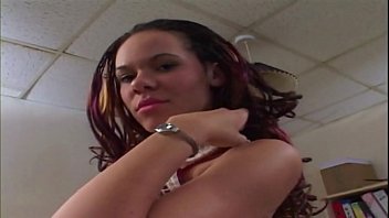 Preview 1 of Sel Pik Xnxx Blid - Sexy ebony gets jizzed around her mouth and enjoys it