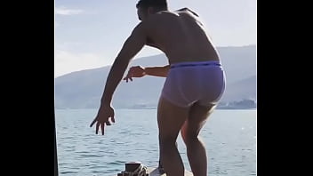 Preview 3 of Panjabi Kudi - Prince Royce bailando desnudo