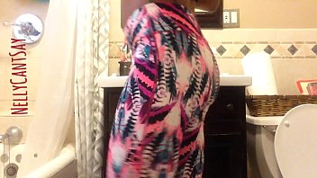 Preview 1 of Xuxx Sex Love Sex - Slim Thick Ebony Booty Jiggles In Yoga pants