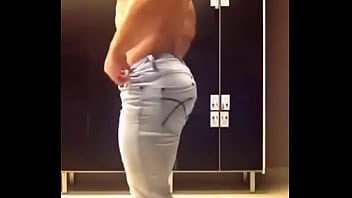 Preview 1 of Una Esposa Demasiado Joven 1 - AFTER GYM