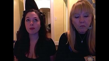Preview 2 of Xxx Hd Far Vid - Blowing Bubbles with my Mumsy ( 1080 X 1440 )
