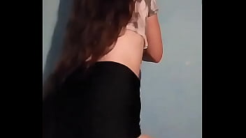 Preview 3 of Vrovdhozp - twerk de mi hermana para ustedes