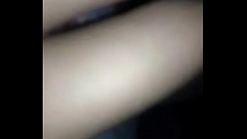 Preview 1 of Gairah Janda Cantik - mia moglie mi fa un video con WhatsApp